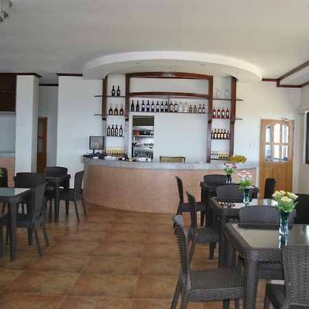 Lagoon Beach Resort Gitagun Экстерьер фото