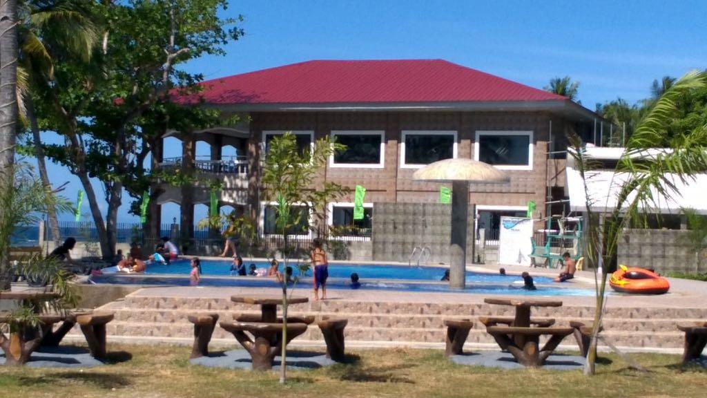 Lagoon Beach Resort Gitagun Экстерьер фото