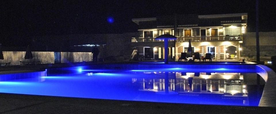 Lagoon Beach Resort Gitagun Экстерьер фото